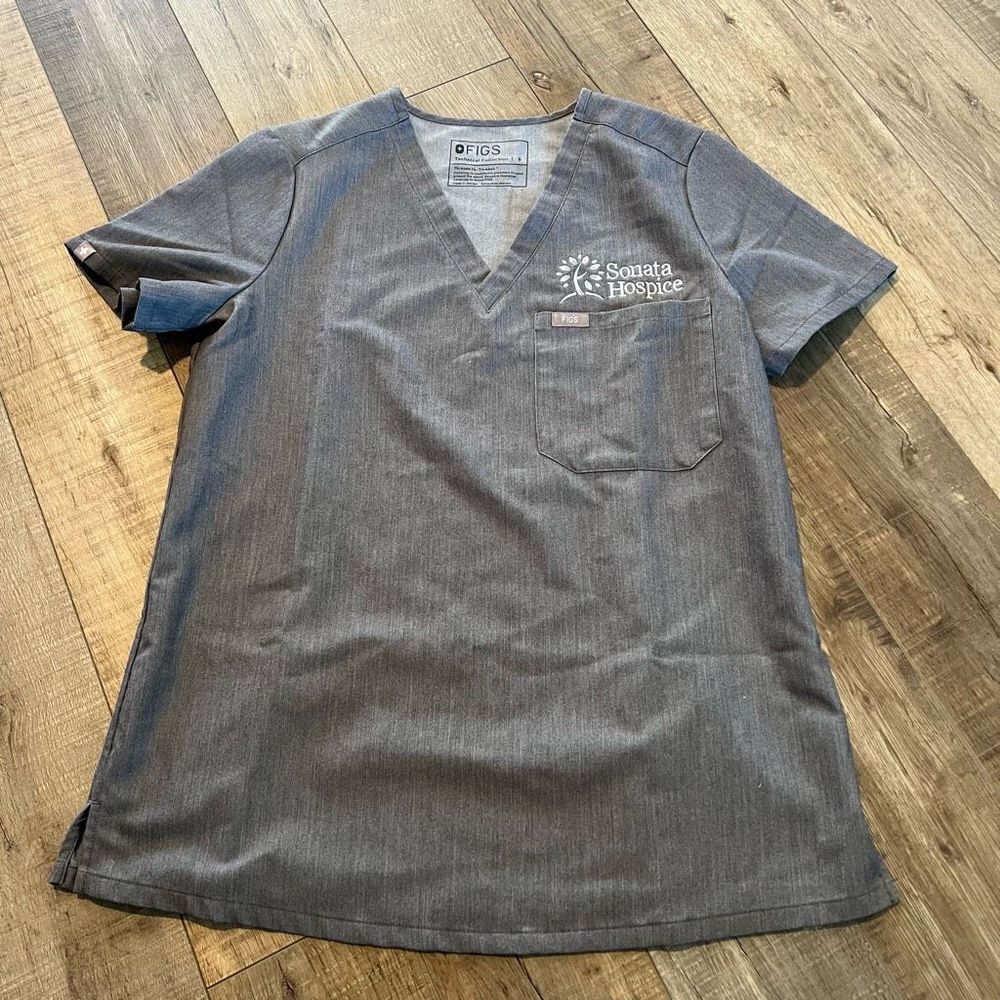 Figs women top size s